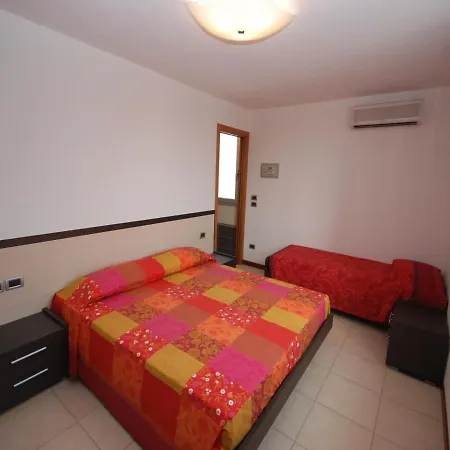 Residenza Felici Апартаменты *