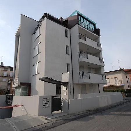 Апартаменты Residenza Felici Линьяно-Саббьядоро